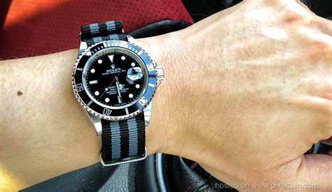 rolex submariner bracciale gomma|rolex submariner nato strap.